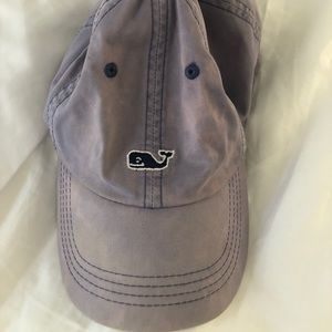 Vineyard vines hat!!